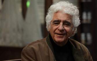 لوریس چکناواریان به نمایشگاه کتاب تهران می‌آید