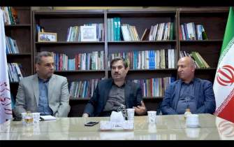 میزگرد بررسی رویکردهای نوین سی‌وسومین نمایشگاه بین‌المللی کتاب تهران