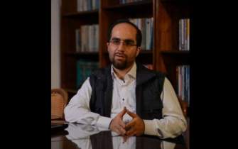 شهید بهشتی یکی از افراد انسجام‌بخش در انقلاب اسلامی ایران بود/ فکت‌های تاریخی در کتاب خاطرات «احمد احمد»