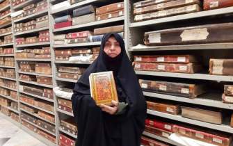 اهدای نفیس‌ترین نسخه خطی «کلیات جمال اردستانی» به کتابخانه رضوی