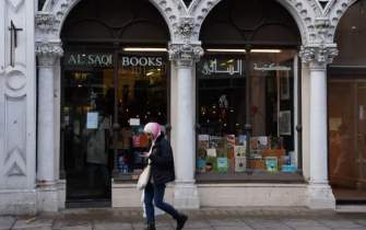 چراغ «الساقی» روشن شد/فروش دوباره کتاب‌های خاورمیانه در لندن