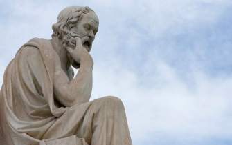 فلسفه کنایه؛ فراخوانی برای احضار سقراط درون!