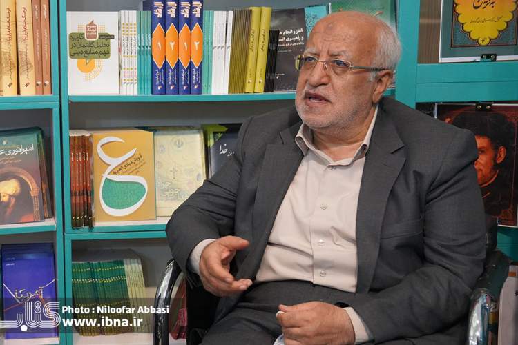 سیاست‌های جدید در برگزاری نمایشگاه کتاب تهران به اقتصاد کتاب‌فروشی‌ها کمک می‌کند