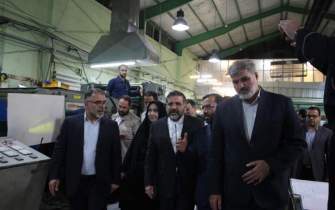 وزیر فرهنگ و ارشاد اسلامی از چاپخانه یاقوت سبز بازدید کرد