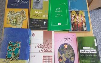 1800 جلد کتاب به کتابخانه مرکزی دانشگاه کردستان اهداء شد