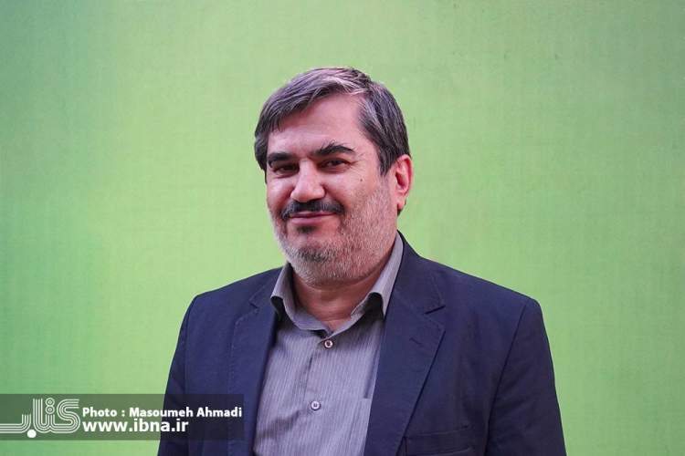 حمایت کامل رهبر انقلاب، ادبیات مقاومت را زنده نگه داشته است/ ضرورت ترجمه آثار ادبیات مقاومت حمایت کامل رهبر انقلاب، ادبیات مقاومت را زنده نگه داشته است/ ضرورت ترجمه آثار ادبیات مقاومت
