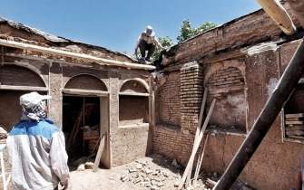 مرمت سقف خانه سعدی در شیراز آغاز شد