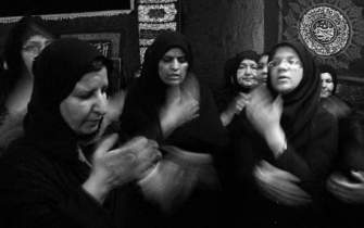 نگاهی به عزاداری زنان بوشهر در «اهل ماتم»/ «هوسه» آئینی برای سوگواری شهدای کربلا