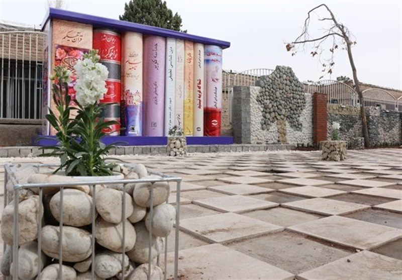 بوستان کتاب سنندج همچنان در انتظار افتتاح/ وعده‌های بی‌عمل شهرداری سنندج