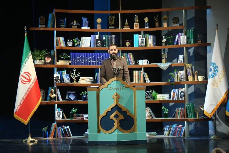محمدرضا هراتی دبیر هفته کتاب سال ۱۴۰۲ نهاد کتابخانه‌ها شد