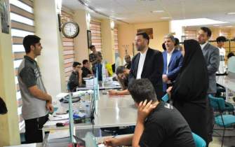 معاونان وزیر فرهنگ و ارشاد اسلامی از کتابخانه مرکزی ایلام بازدید کردند