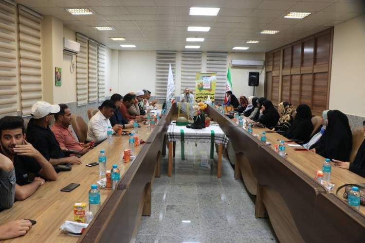 کارها در قالب فعالیت فرهنگی و ادبی، ماندگار و تاثیرگذار خواهد بود کارها در قالب فعالیت فرهنگی و ادبی، ماندگار و تاثیرگذار خواهد بود