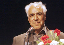 خسرو احتشامي در جمع ستاره‌هاي سحري