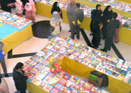 نمایشگاه تخصصی کتاب کودک ونوجوان زنجان افتتاح شد