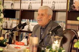 توفيق سبحاني: شرح هاي بهاءالدين خرمشاهي هميشه راهگشاست