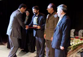 برگزيدگان پنجمين جايزه ادبي اصفهان معرفي شدند