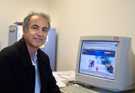 ساختارهاي نادرست، كتابخانه‌ها را به قرائتخانه تبديل كرده است