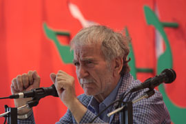 ديناني: دشمن و دوستدار غزالي‌ام