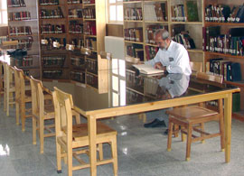 ساخت كتابخانه مركزي و چهار كتابخانه روستايي در دامغان