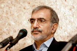زندگي «موسوی گرمارودی» به تصوير كشيده شد