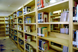 كتابخانه مهريز ديگر جابه‌جا نمي‌شود