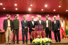 زباني گويا برا بيان ويژگي‌هاي فرهنگ و تمدن اسلامي