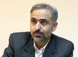 فرهنگ عاشورايي توسط مراجع ديني نهادينه شود