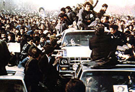 سال 1380؛ بررسي فعاليت مبارزان دوران انقلاب با تكيه بر اسناد معتبر