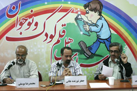 بازنويسي متون كهن فاصله بين نسل‌ها را از بين مي‌برد