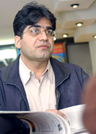 ترجمه شعر معاصر ایران به زبان آلمانی بررسی می‌شود