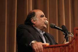 متن آرمانی شاهنامه نزدیک‌کردنی است؛ نه دست‌یافتنی