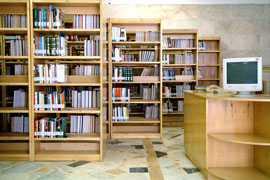 كتابخانه استاندارد در ابركوه ساخته مي‌شود