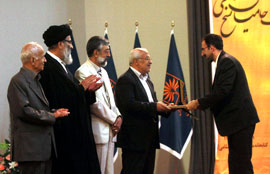 توجه به نسخ خطي، اهميت به مليت ايران اسلامي است