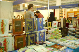 استقبال از بخش مشاوره ديني كودك و نوجوان نمايشگاه قرآن