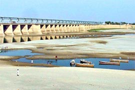 زنگ‌های خطر کم آبی در پاکستان به صدا در آمد