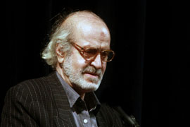 کتابخوانی باید از دوره ابتدایی شروع شود