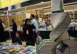 نمايشگاه هجدهم ميزبان هنرمندان فيلم سينمايي «ملك سليمان»