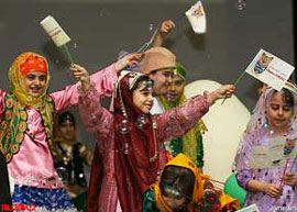 داستان‌خوانی و نمايش در فرهنگ‌سرای «بهاران»