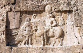 كارنامه شاپور و جنگ‌هاي پارسيان جانبدارانه نوشته شده اند