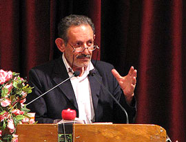 توجه جشنواره‌های دفاع مقدس به نويسندگان و شاعران جبهه رفته