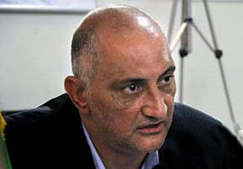 خواندن زندگی بزرگان نخستین گام مطالعه