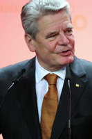 اعطای جایزه «گشویستر شول» به «یوآخیم گاوک»