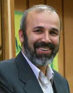 حرکت شاعران دفاع مقدس در مسیر برابری رسالت "شهيد" و "قلم"