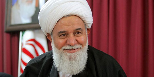 یک دهه است منتظر انتشار کتاب «فلسفه سیاسی آیت الله خامنه ای» هستیم