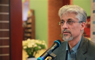 محمد دهقانی: سعدی سخنگوی وجدان جامعه ایرانی