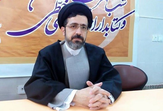 اشکوری: رئیس کتابخانه مجلس باید نسخه‌شناس و عاشق کتاب خطی باشد