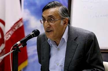 فانی: 50 سال در کتابخانه ملی به خودم خدمت کردم