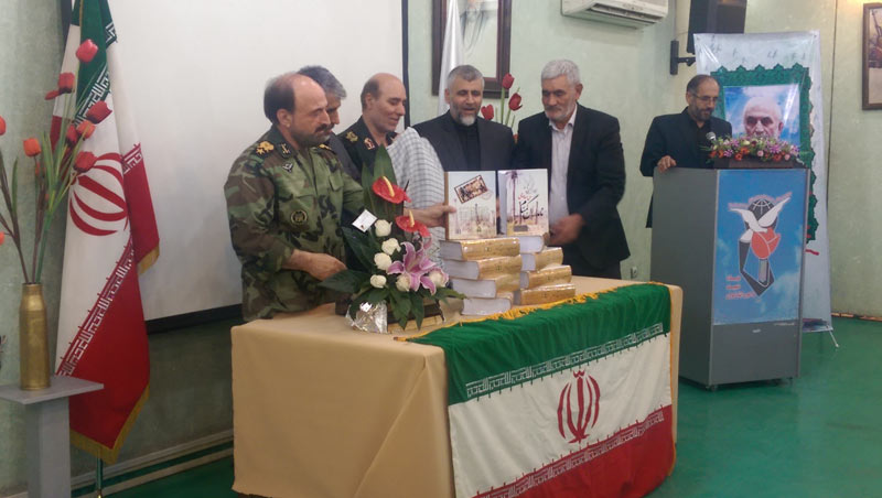 امیر نامی: «حماسههای نامداران گمنام» با خون دل نوشته شد/ کتابی جامع برای راویان راهیان نور امیر نامی: «حماسههای نامداران گمنام» با خون دل نوشته شد/ کتابی جامع برای راویان راهیان نور