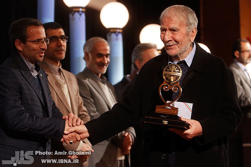 برترین‌های بیست و چهارمین جشنواره پژوهش دانشگاه تهران معرفی شدند