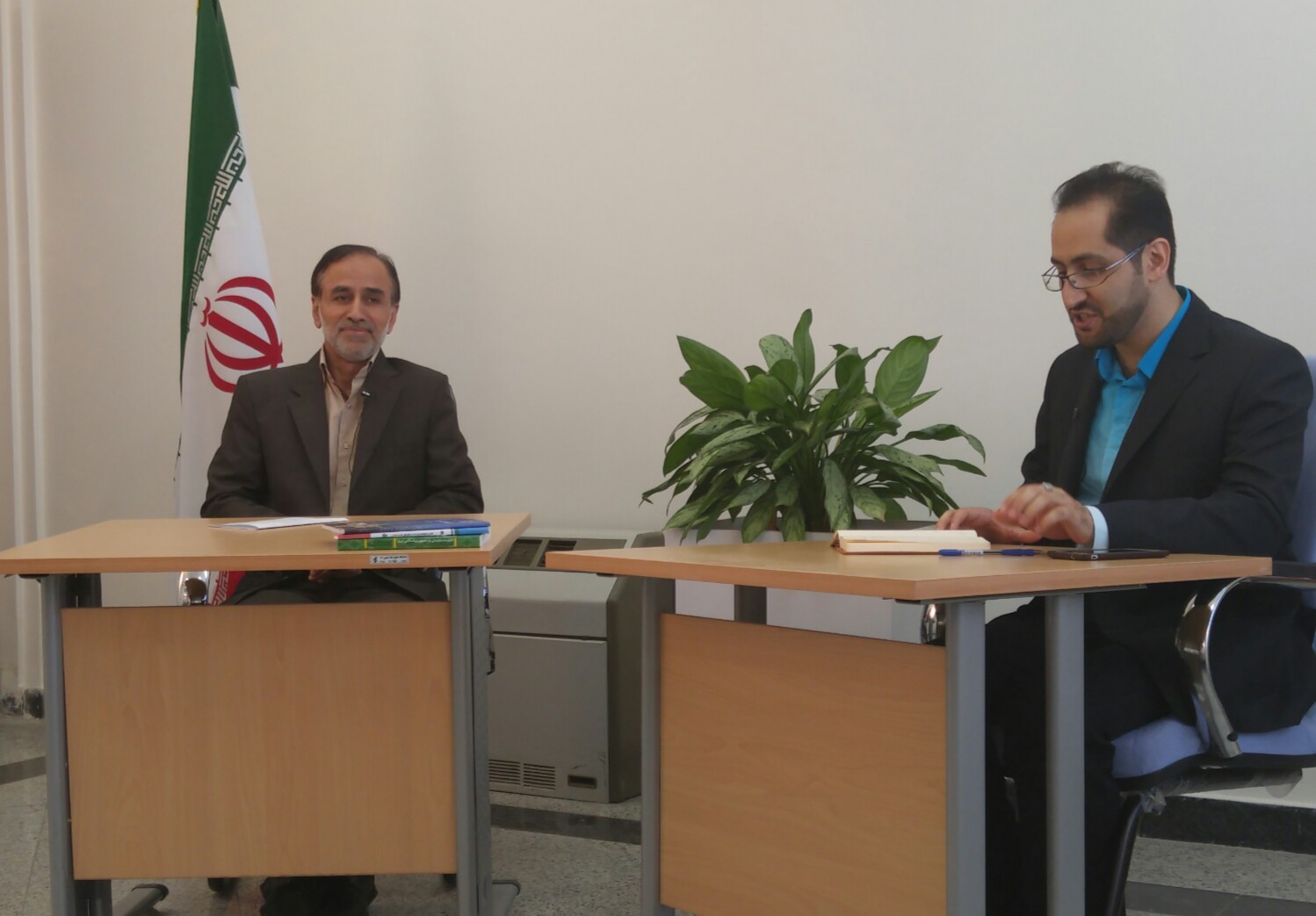 الله‌مراد سیف: موضوع اقتصاد مقاومتی یک بحث بنیادین است نه اقتضائی/ بررسی کتاب‌های منتشر شده در حوزه اقتصاد مقاومتی